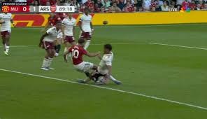 Omo see robbery And na Man u fans dey shout " Referee suppose stop game ,  Mallorca player was down " Look at saliba's left foot | Facebook