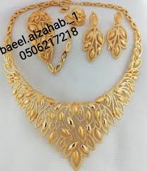 طقم فخم تقليد الذهب مطلي بماء الذهب سعره ١٥٠ ريال للطلب والاستفسار على الواتس اب Baeel Alzahab 1 0506217218 Charm Bracelet Gold Necklace Statement Necklace
