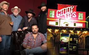 Reckless Kelly Tributes Austin's Latest Shuttered Venue, Giddy Ups - Saving  Country Music