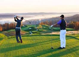 Một vòng golf bao nhiêu tiền? Chi phí chơi golf có nhiều không?
