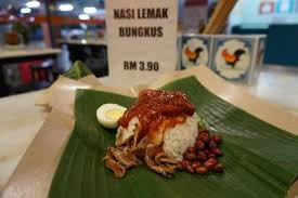 Ianya juga boleh ditemui di singapura, indonesia dan brunei. Lukisan Nasi Lemak Hitam Putih Cikimm Com
