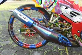 82 modif satria 2 tak jadi motor trail modifikasi trail via expomodiftrail.blogspot.com. Suzuki Satria Pop Art 2 Gilamotor
