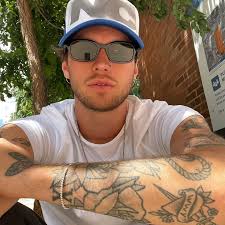 Jed Webster's Instagram, Twitter & Facebook