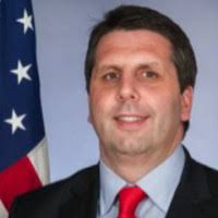 6100+ Profile mit dem Suchbegriff „Lippert“