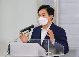 이준석 국민의힘 대표는 자신이 '윤석열 전 검찰총장은 금방 정리된다'고 언급했다는 원희룡 전 제주지사의 주장을 재차 반박하며 녹취록을. 9zv5nehyx3sidm