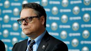 Sabres sign GM Tim Murray to contract extension