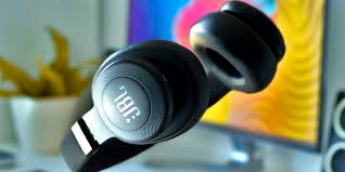 This is another of the free unblocked music sites that is quite different from other unblocked websites for college and school students. The 7 Best Free Music Streaming Sites To Listen To Music Online Whatnerd