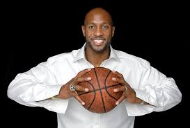 Welcome to the official miami heat fan hub 🔥🤝 meet the admins: Hd Wallpaper Alonzo Mourning Miami Heat New Jersey Nets Wallpaper Flare