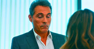 The Diplomat Season 2 Completely Ignores A Massive Hal Wyler Twist From  Season 1