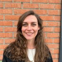 90+ profils pour “Sylvia”