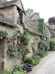 Arlington Row Bibury Gloucestershire England Cotswolds Cottage Cottage Garden Arlington Row