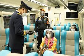 Tapi, saya agak kaget balik itu dari. Tetap Aman Dan Nyaman Naik Kereta Api Jarak Jauh Selama Pandemi Indobali News