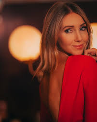 When you get to shoot in iconic places w the most talented friends 📸❤️. 📍  @thelafayette #sandiego #photography #justforfun #bringingsexyback  #thelafayettehotel #workhardplayhard #northpark #sandiegostaycation