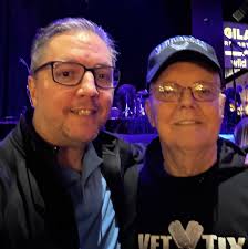 We need more peace, love and cowboys ✌🏼❤️🤠 #WhirlwindDeluxe  #PeaceLoveAndCowboys