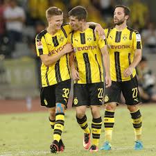 Pulisic's parents, mark and kelley, were there to celebrate with the u.s. Christian Pulisic Records Assist In Champions League Debut Stars And Stripes Fc