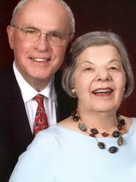 Roger and Nancy Huth 50th anniversary