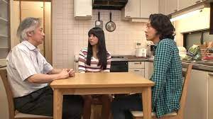 https://bit.ly/3nWVoMP おじさんの濃厚なクンニが彼女のマ○コを熱く溶かす！！彼氏のマンネリSEXで溜まった性欲が剥き出しに！！何気ない舌使いを見ただけで体がSEXモードに突入！！パイズリ  巨乳 デカチン 巨根 素人 - XNXX.COM