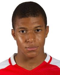 C'est que le jeunesse africain qui entrain de faire la c'est que il ne  jamais faire cela dans l'histoire DIEU merci