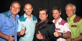 Les mckeown, the former singer of the bay city rollers, has died at age 65.his family made the announcement via a twitter post on thursday (april 22). The Bay City Rollers Now Les Mckeown Bay City Rollers Pop Singers