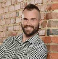 30+ profilů „Baugher“