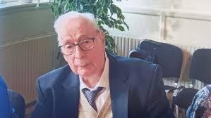 Lille vognmandsfirma blev til lokal busgigant: Medstifter er død