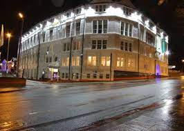 For the guests convenience ironing facilities and a hairdryer are available in each room. The Quality Hotel And Leisure Stoke On Trent 66 Trinity Street Hanley Stoke On Trent St1 5nb Hotels Bb S