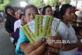 Mendapatkan selembar kupon qurban dari panitia qurban adalah suatu rezeki halal lagi berkah. Purwakarta Hapus Kuponisasi Daging Kurban Republika Online