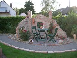 Garten Ruinenmauer 24062011 Jpg 16391229 Gartengestaltung Ideen In 2020 Backyard Garden Landscape Small Backyard Gardens Tropical Garden