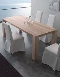 Salon, salle à manger, cuisine, salle de bain, chambre le bois massif est associé à l'authenticité, la robustesse et l'élégance. Une Table A Manger Extensible Coloris Bois Clair Cendre