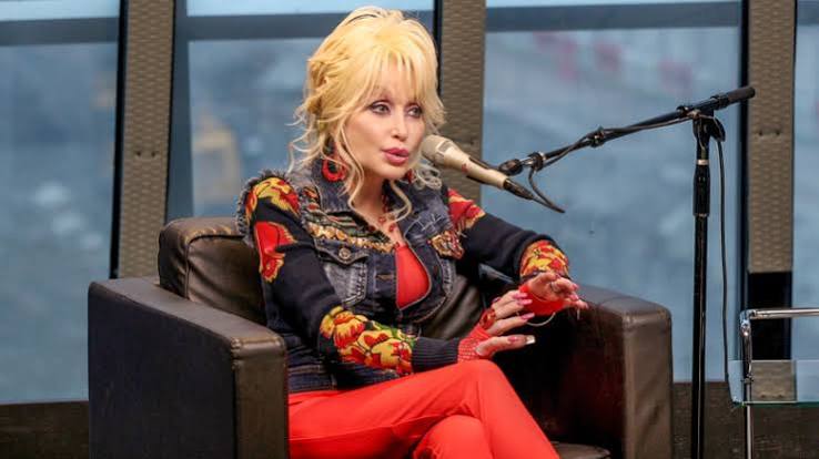 The Untold Truth Of Dolly Parton