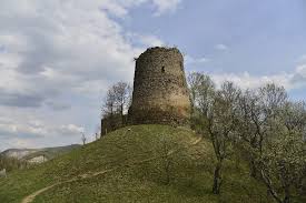 Vacation rentals in valea drăganului. Excursie De O Zi JudeÈul Cluj Cetatea Bologa Valea DrÄganului Muzeul Octavian Goga