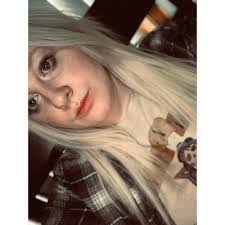 Jennifer Wendler's Instagram, Twitter & Facebook