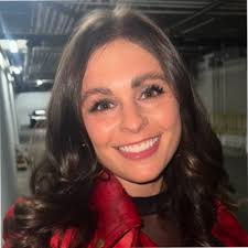 Celebrating our incredible teams at Saje Natural Wellness for ranking #2 in  best in-store experience!