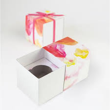 Gift Box With Free Cupcake Insert Floral Escape 6pc Cupcake Gift Floral Cupcakes Cupcake Inserts