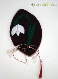 Felicitare realizata prin tehnica quilling in culori vii, care invita primavara in sufletul nostru. Martisoare Handmade Felicitari 1 Martie Suntparinte Ro