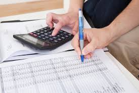 豊満 熟女 動画 デカ尻ムチムチ腹の豊満熟女 柔肌に包み込まれる肉感セックス＆中出し 5名収録 120分