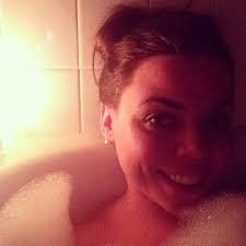 Bubble Baths Make Me Happy by Leeanna Williams