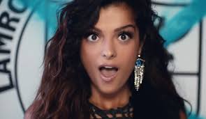 Kolovoza 1989.), poznatija pod umjetničkim imenom bebe rexha, američka je pjevačica i kantautorica. Bebe Rexha S Crazy New Video Released Pop Corker