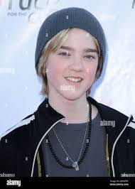 Steven Robitaille's Instagram, Twitter & Facebook