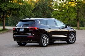 In nordamerika wird seit 2017 die zweite . Buick Unveils Stylish New Visual Updates For The 2022 Enclave Carscoops