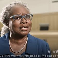 Edna Wells's Instagram, Twitter & Facebook