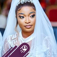 Une signature devenue emblématique. Notre nouveau sac à main Maty signé MY,  un symbole d'élégance et de glamour, fait son entrée dans notre collection  de maroquinerie. #mathydy