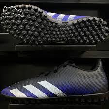 360° demonskin upper a rather big upgrade from the previous gen, the adidas predator freak introduces an enhanced 360° coverage of the demonskin upper with its characteristic spikes. Adidas Predator Freak 4 Tf Superlative Fy0634