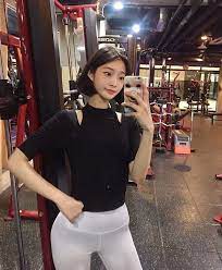 진영 jinyoung maybeeejin instagram写真と動画 long sleeve blouse women fashion