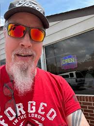 House fire in downtown Bedford, near the 620/Benny's pizza