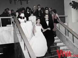 Крапивина также известна тем, что является дочерью владельца торговых центров. Svadba Prodyusera Lobody Natelly Krapivinoj Eksklyuzivnye Foto Iz Lichnogo Arhiva