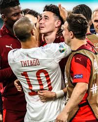 Browse the user profile and get inspired. V15 4b0neynnmm