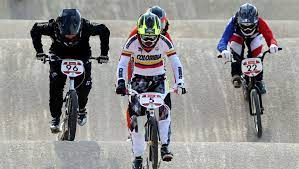 Efe / vanguardia la colombiana mariana pajón, que volvió a la competencia tras nueve meses de ausencia por lesión, lo hizo a lo grande, ganando la medalla de oro en la copa suramericana de bmx en argentina, y sumando puntos para el ránking a juegos. 5 Cosas Que Saber Sobre Mariana Pajon La Hormiga Atomica Del Bmx