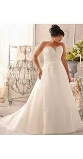 Modern floral boho lace wedding. Corinna Umlauf Corinnaumlauf Profil Pinterest