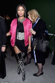 It's no secret that rapper nicki minaj has a real thing for pink. Nicki Minaj Shows Off Her Curves At Paris Fashion Week Daily Mail Online